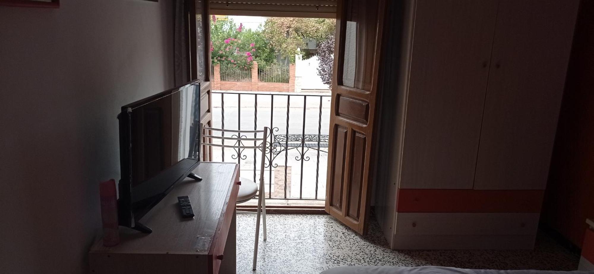 Cama Doble Cristina Allotjament en família Olvera